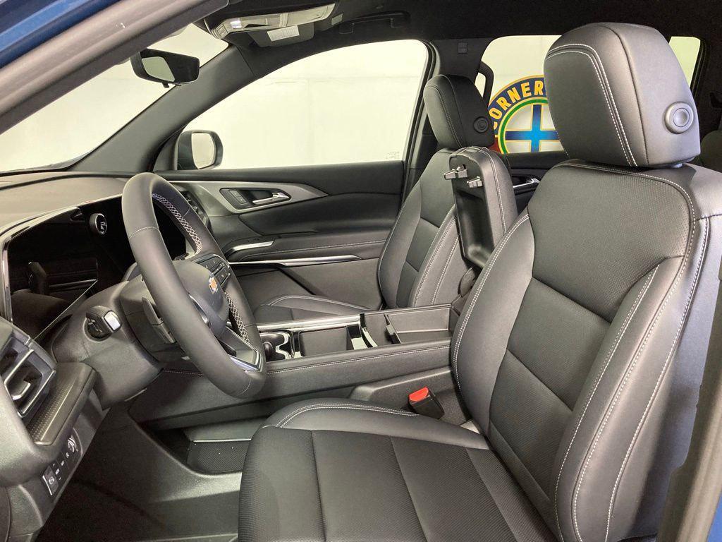 new 2026 Chevrolet Traverse car, priced at $44,474