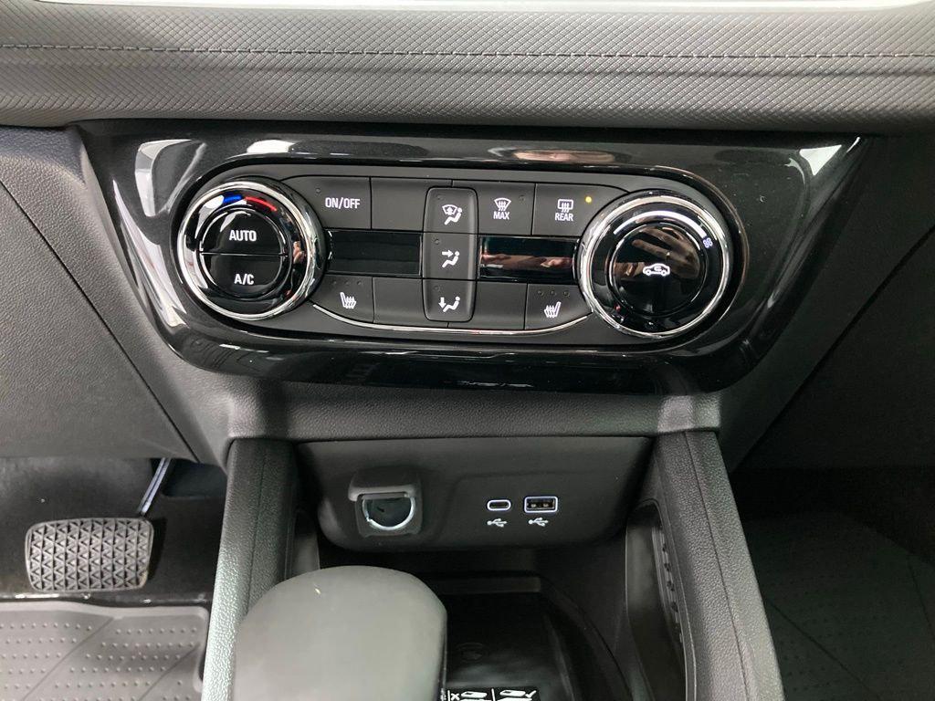 new 2026 Chevrolet TrailBlazer car, priced at $28,320