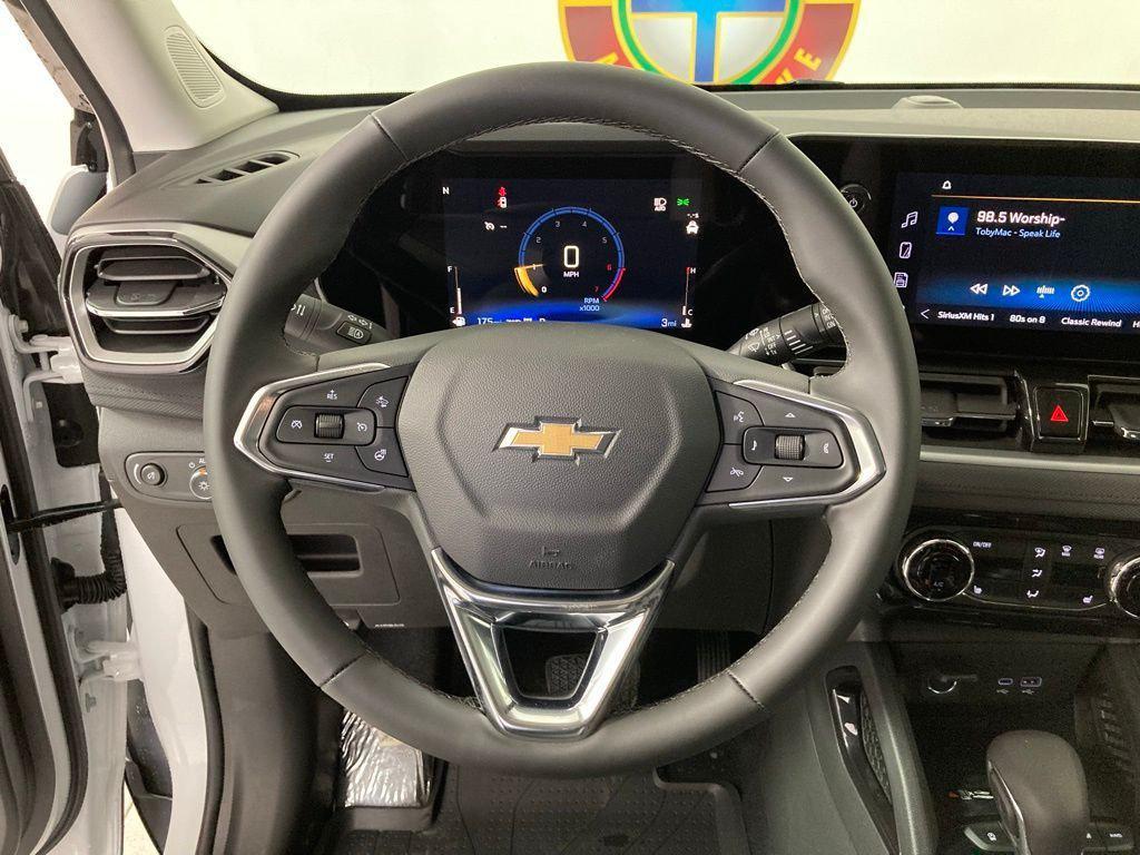 new 2026 Chevrolet TrailBlazer car, priced at $28,320