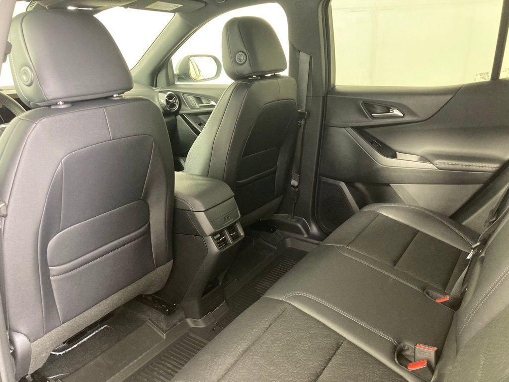 new 2026 Chevrolet Equinox car, priced at $32,944