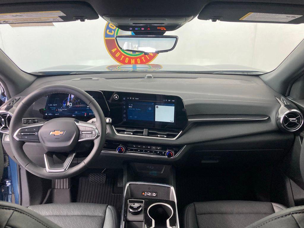 new 2026 Chevrolet Equinox car, priced at $32,944