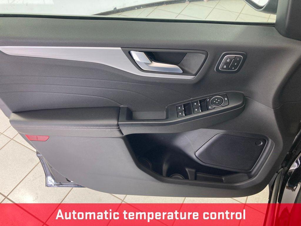 used 2024 Ford Escape car, priced at $25,995