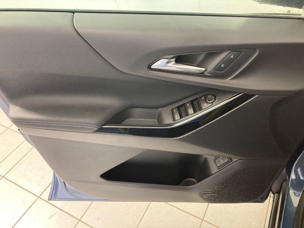 new 2026 Chevrolet Equinox car, priced at $34,025