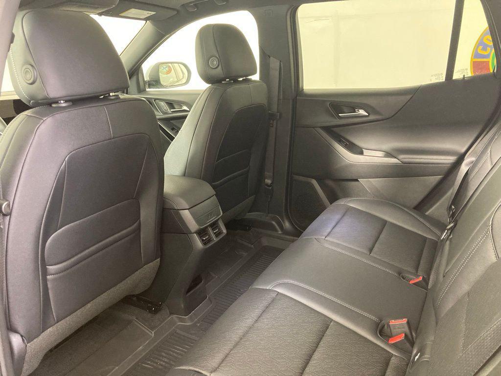 new 2026 Chevrolet Equinox car, priced at $34,025