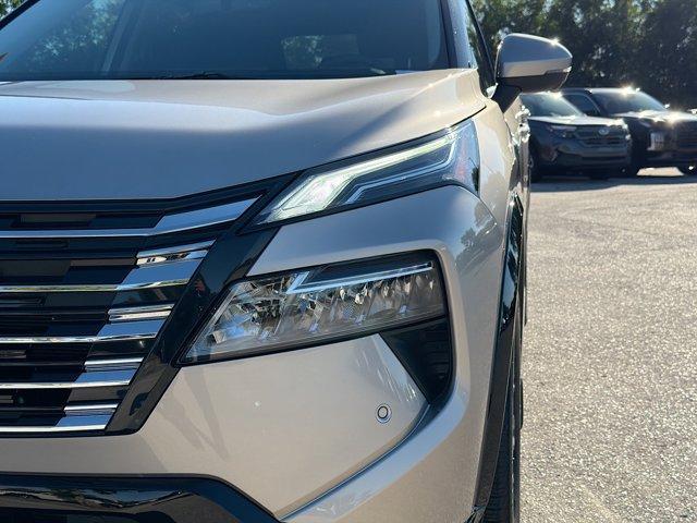 used 2025 Nissan Rogue car, priced at $31,651