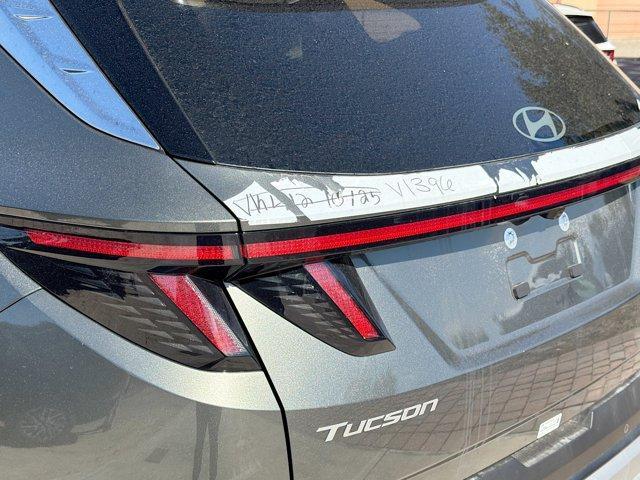 new 2026 Hyundai TUCSON Hybrid car, priced at $40,520