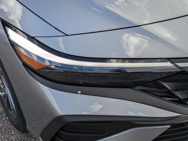 new 2026 Hyundai ELANTRA HEV car, priced at $26,016