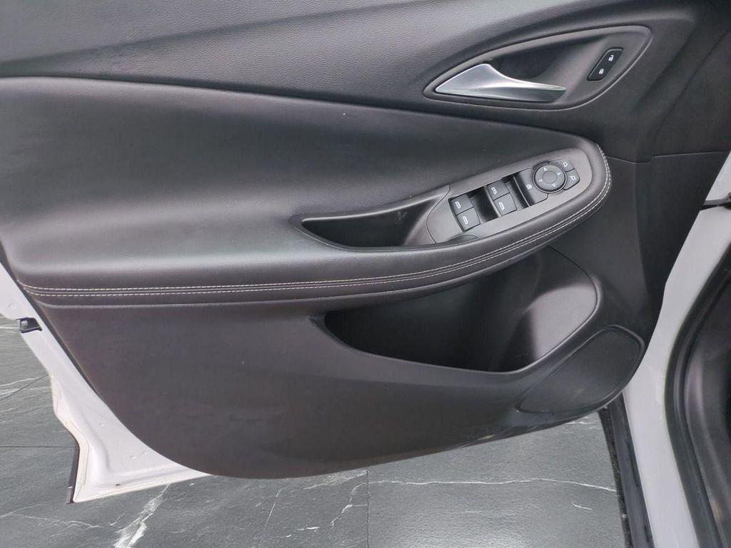 used 2025 Buick Encore GX car, priced at $22,438