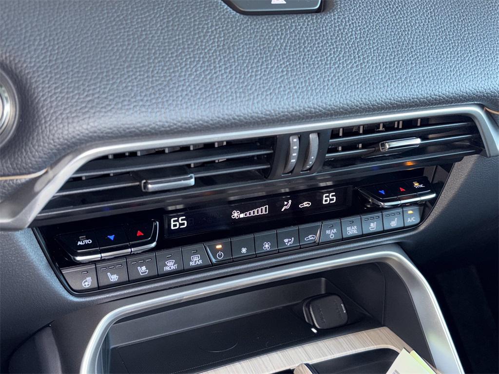 new 2026 Mazda CX-70 car, priced at $45,473