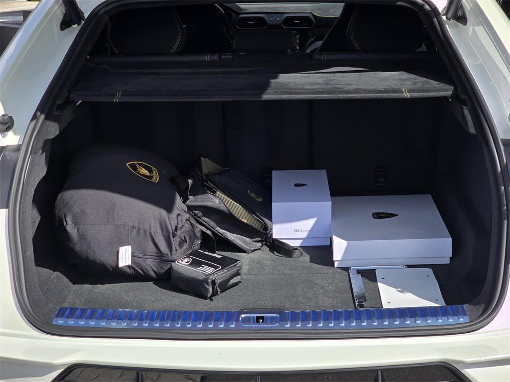 used 2024 Lamborghini Urus car, priced at $299,990