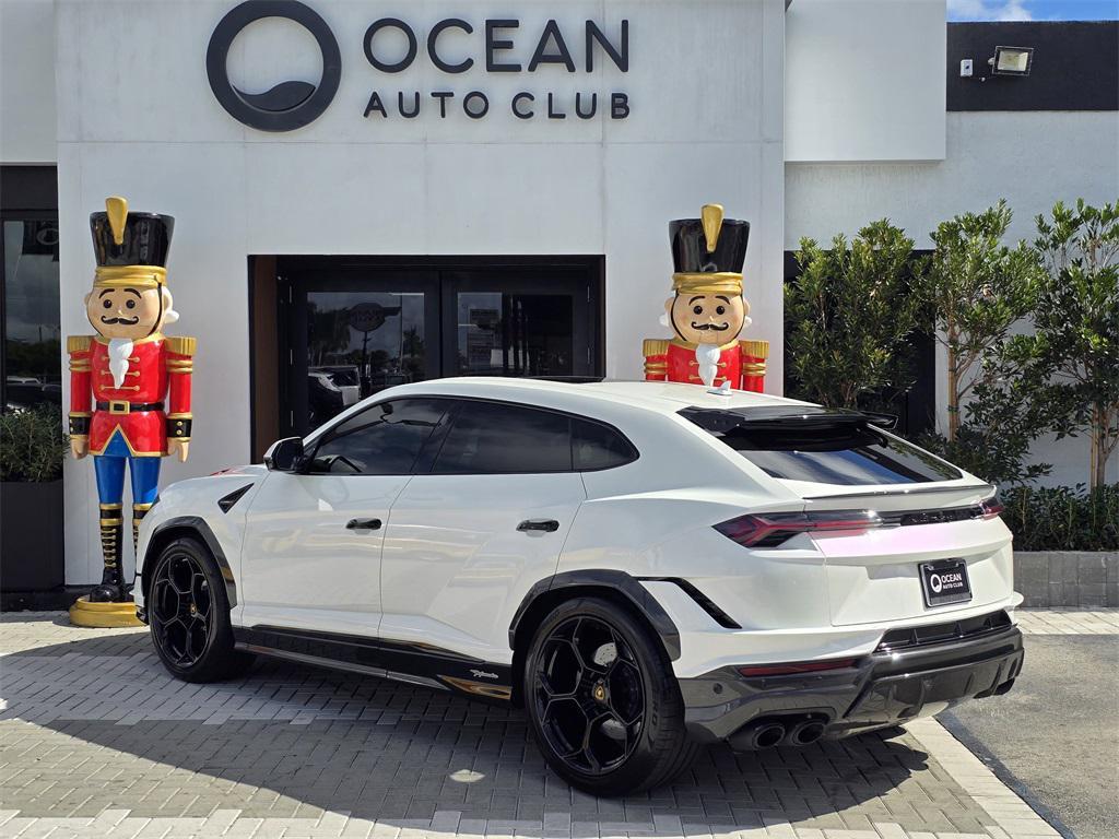 used 2024 Lamborghini Urus car, priced at $299,990