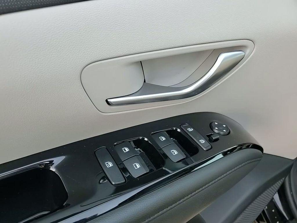 used 2023 Hyundai TUCSON Hybrid car, priced at $26,500