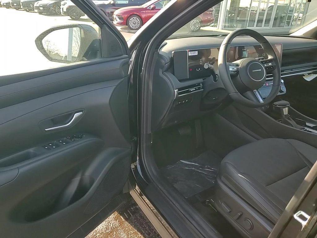 new 2026 Hyundai Tucson car, priced at $33,357