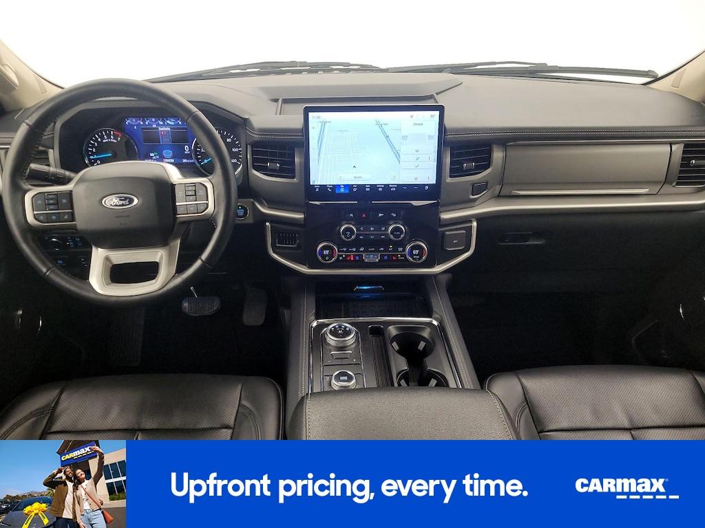 used 2024 Ford Expedition car, priced at $47,998