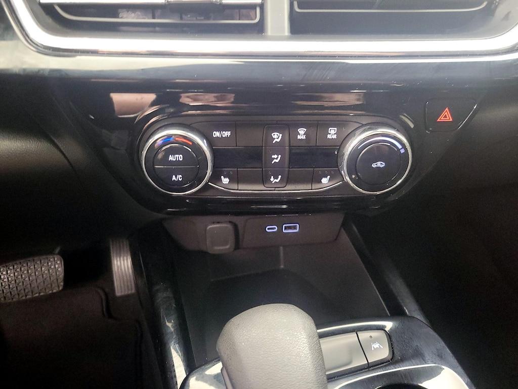 used 2025 Chevrolet Trax car, priced at $23,998