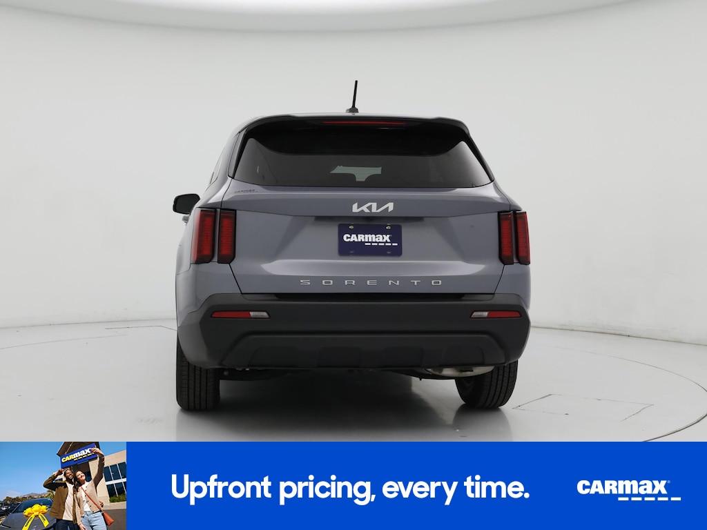 used 2022 Kia Sorento car, priced at $21,998