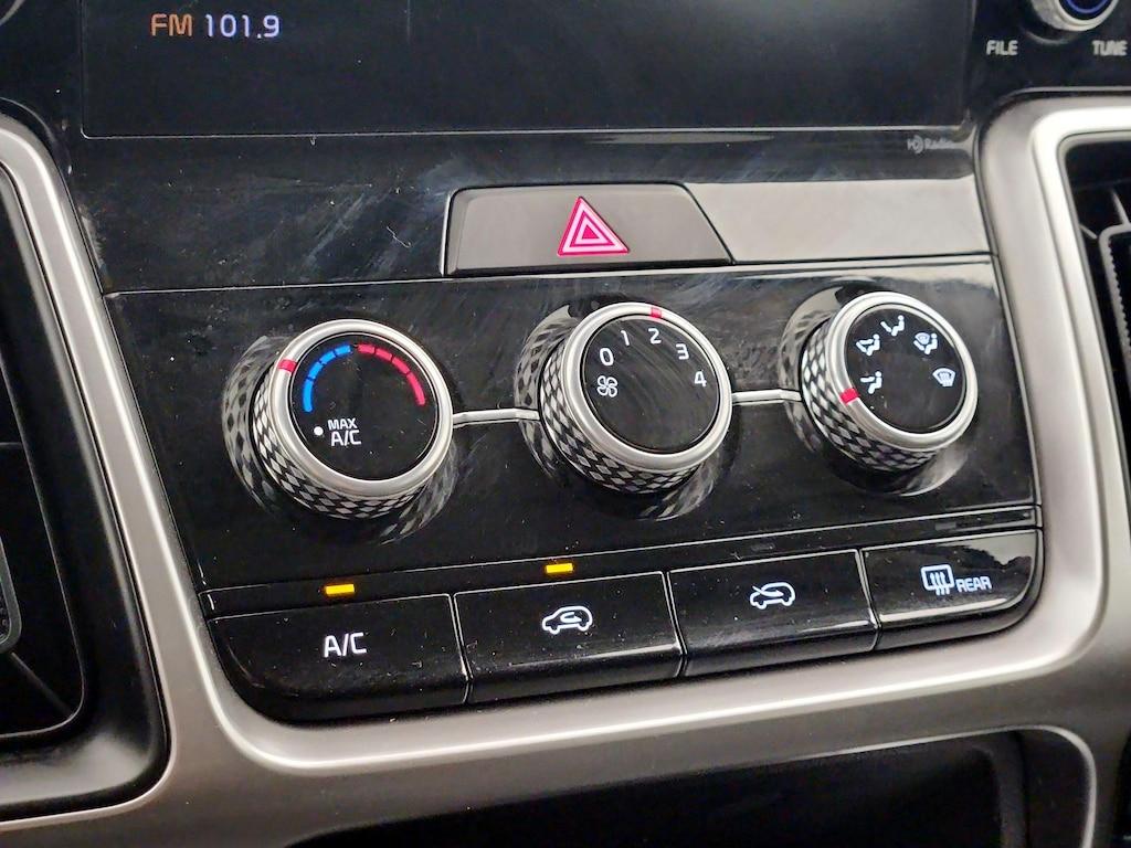 used 2022 Kia Sorento car, priced at $21,998