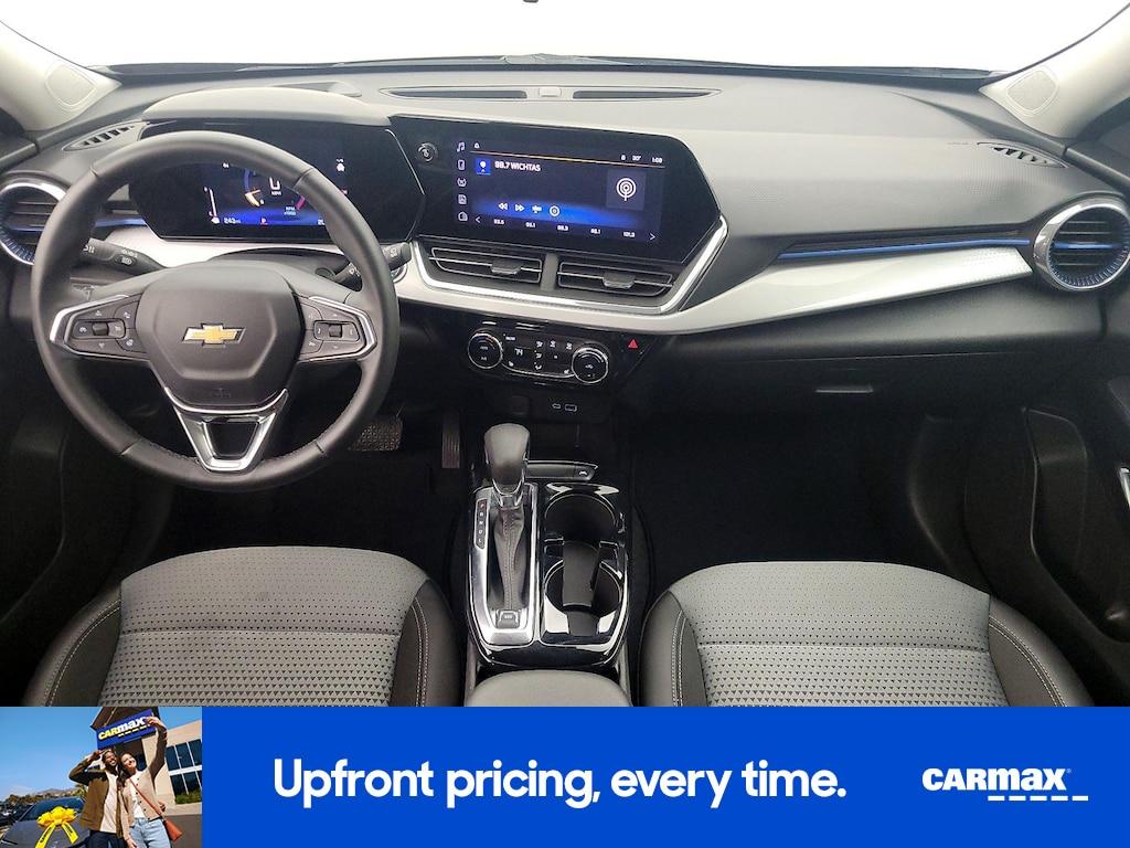 used 2025 Chevrolet Trax car, priced at $22,998