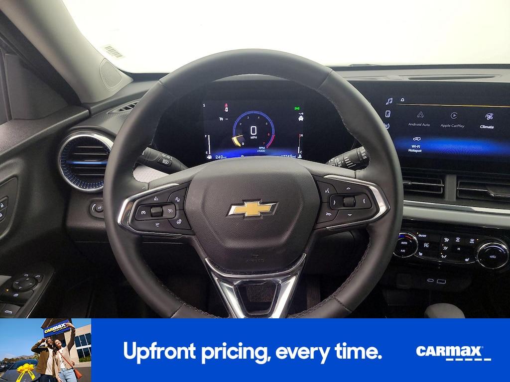 used 2025 Chevrolet Trax car, priced at $22,998