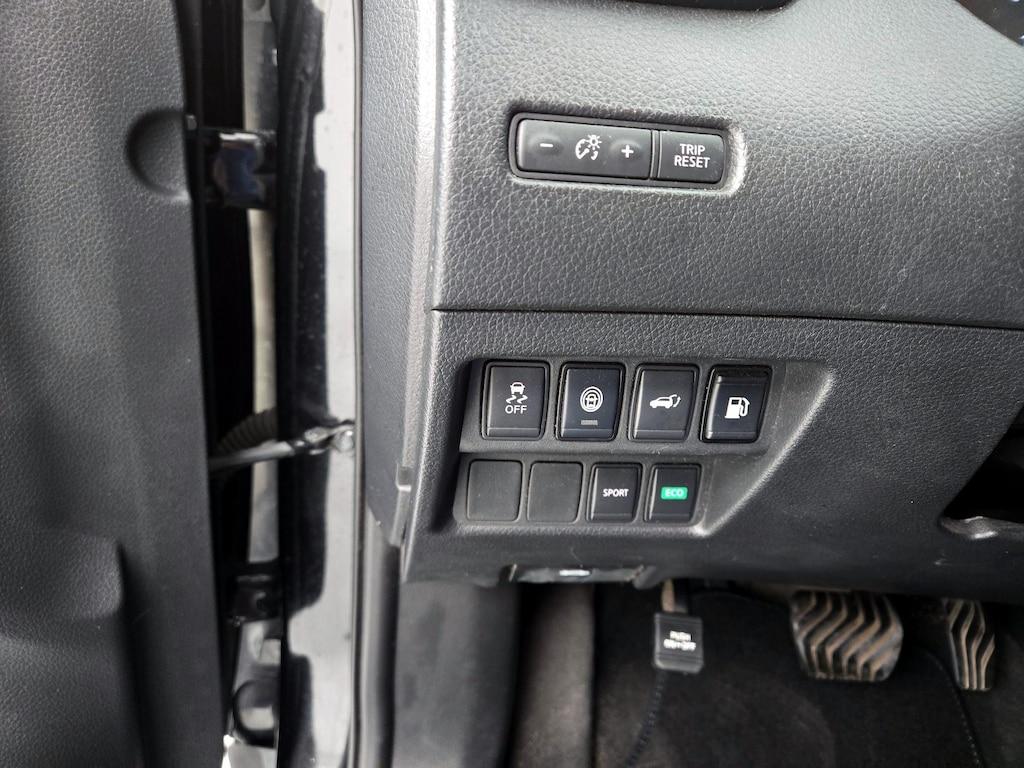 used 2020 Nissan Rogue car, priced at $17,998