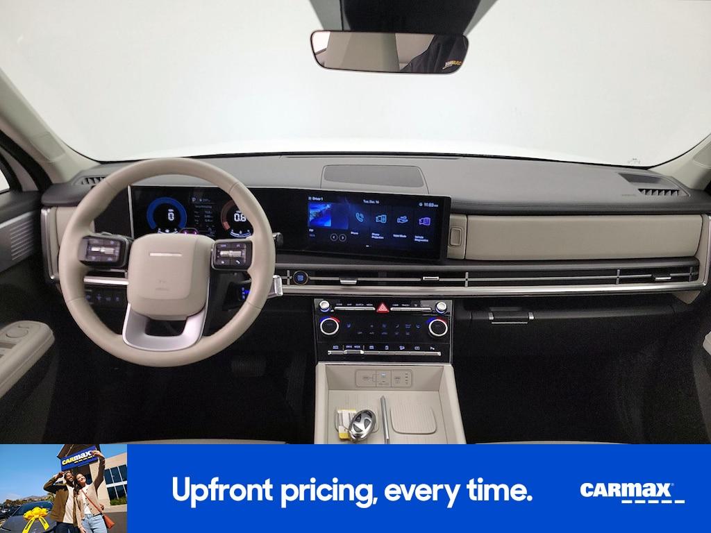 used 2025 Hyundai Santa Fe car, priced at $30,998