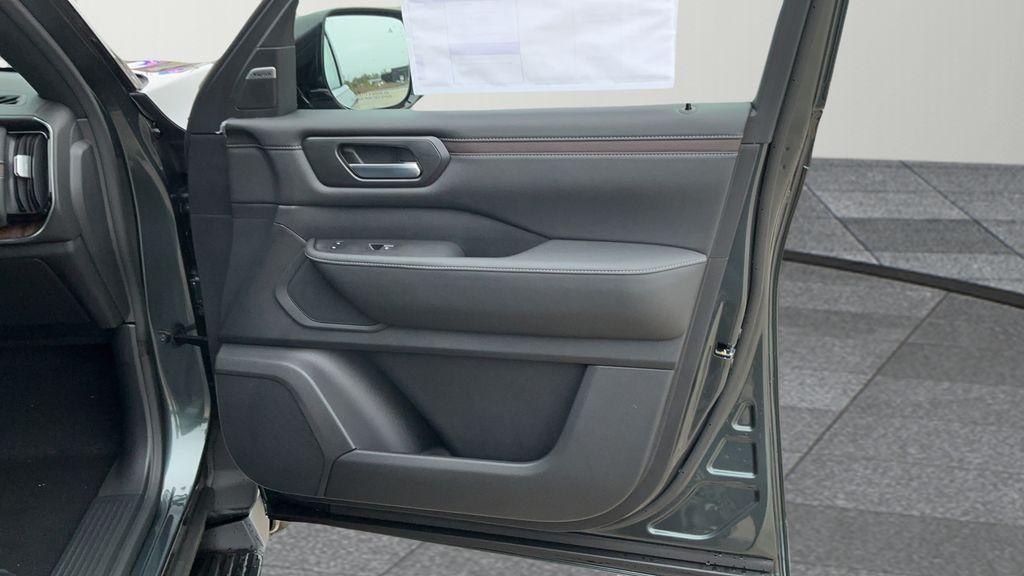 new 2026 Nissan Armada car, priced at $68,795