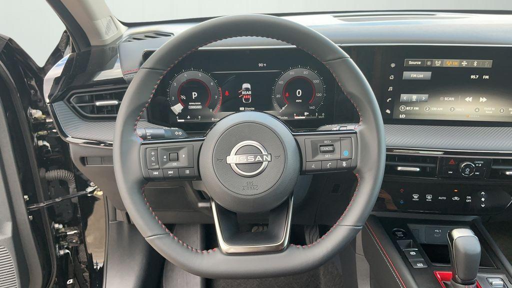 new 2025 Nissan Kicks car, priced at $27,001