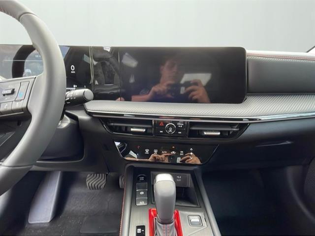 new 2025 Nissan Kicks car, priced at $26,497