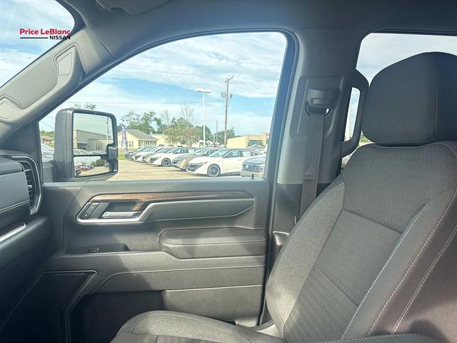 used 2025 Chevrolet Silverado 2500 car, priced at $56,478