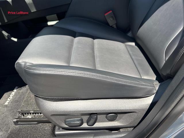 used 2023 Nissan Rogue car, priced at $22,199
