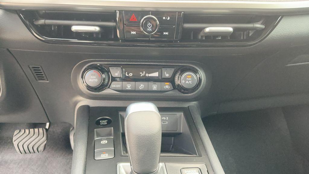 new 2026 Nissan Kicks car, priced at $27,905