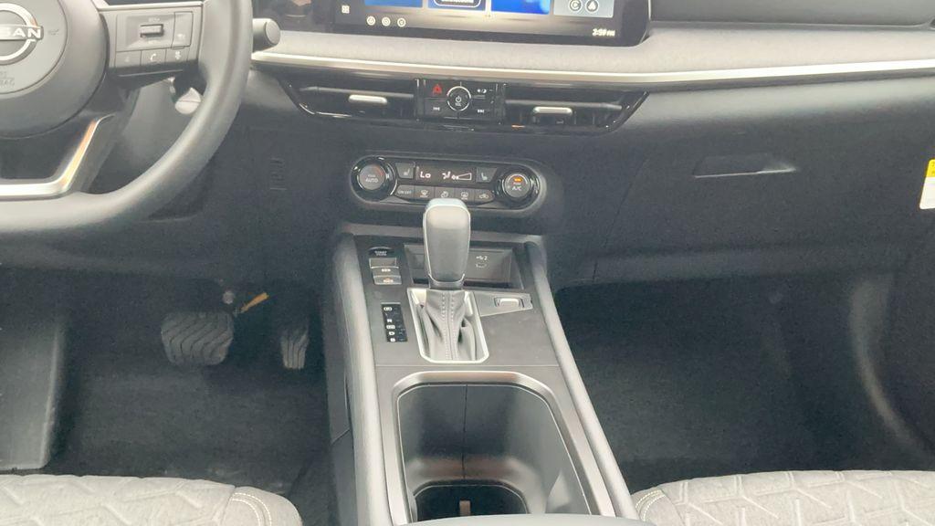 new 2026 Nissan Kicks car, priced at $27,895