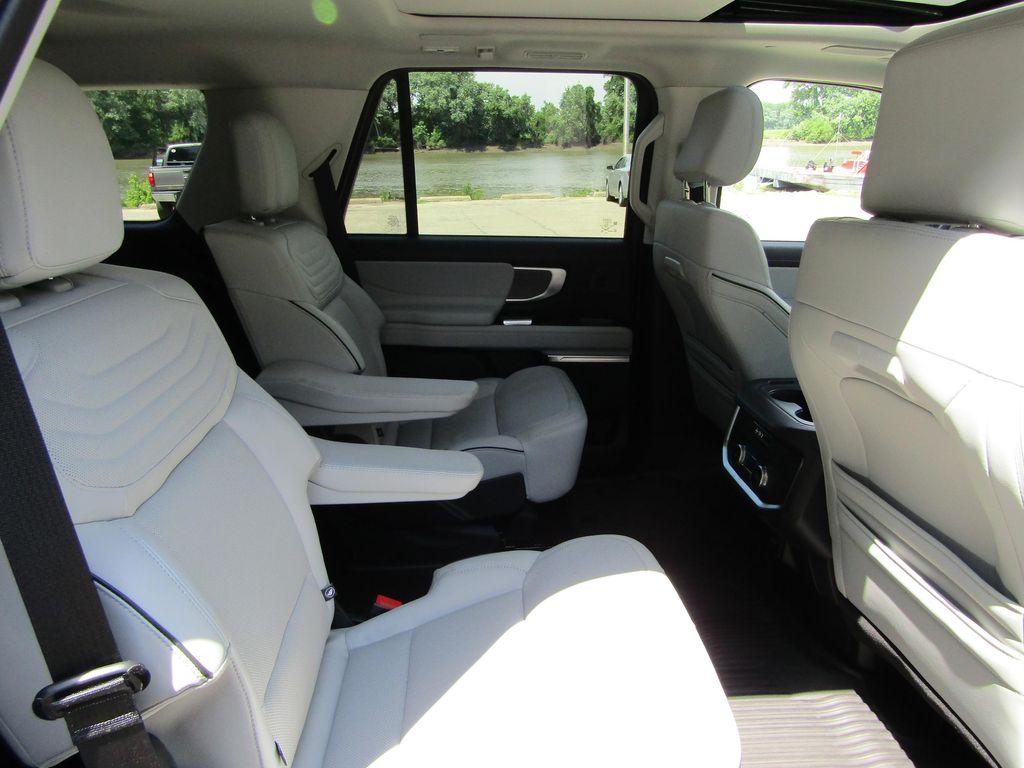 used 2025 Ford Expedition car, priced at $73,850