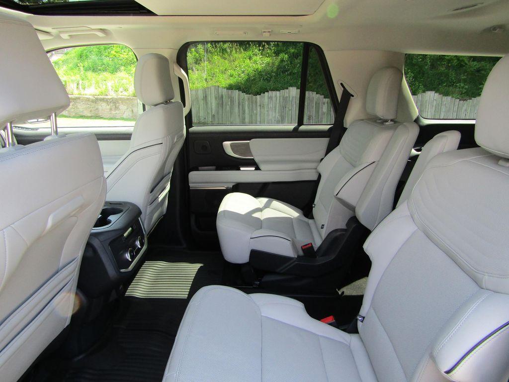 used 2025 Ford Expedition car, priced at $73,850