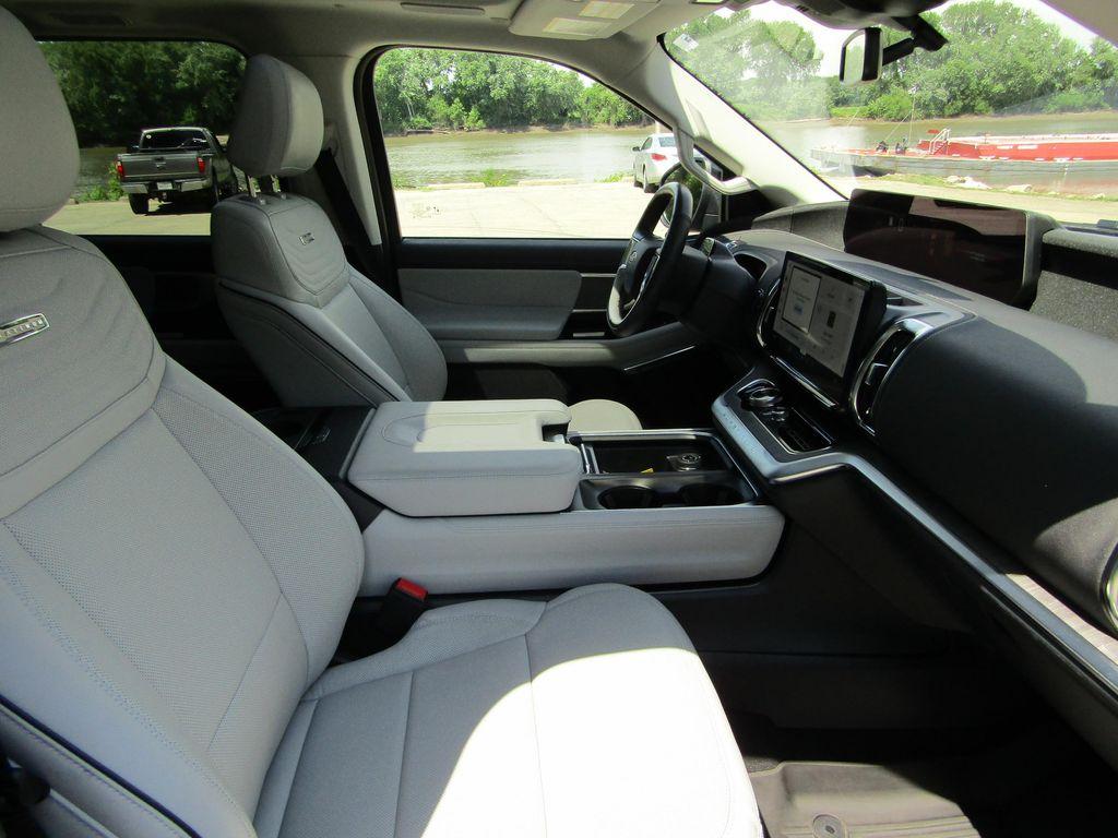 used 2025 Ford Expedition car, priced at $73,850