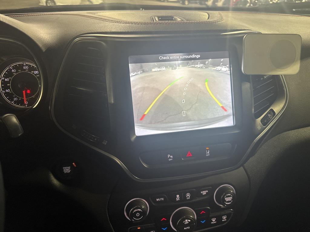 used 2022 Jeep Cherokee car, priced at $22,040