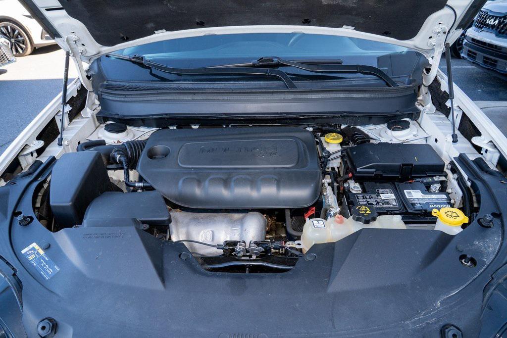 used 2020 Jeep Cherokee car, priced at $12,362