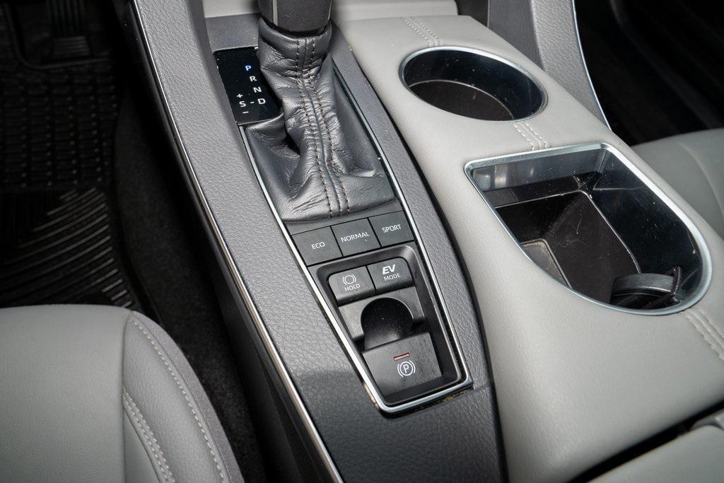 used 2021 Toyota Avalon Hybrid car, priced at $25,258