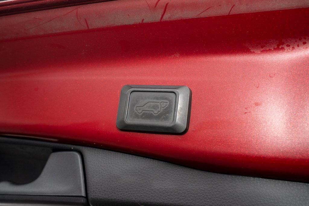 used 2019 Toyota RAV4 car, priced at $22,531