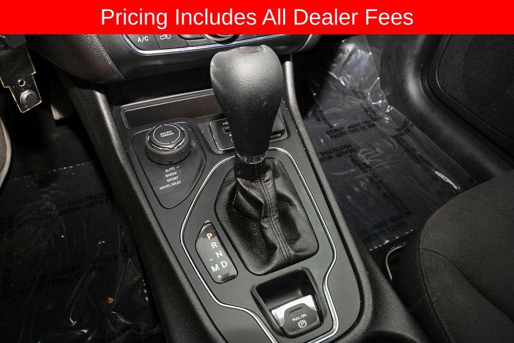 used 2021 Jeep Cherokee car, priced at $15,761