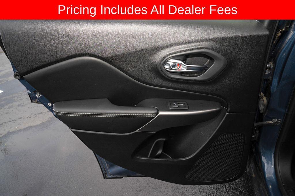 used 2021 Jeep Cherokee car, priced at $15,761