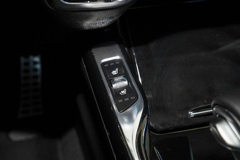 used 2021 Kia Sorento car, priced at $24,082