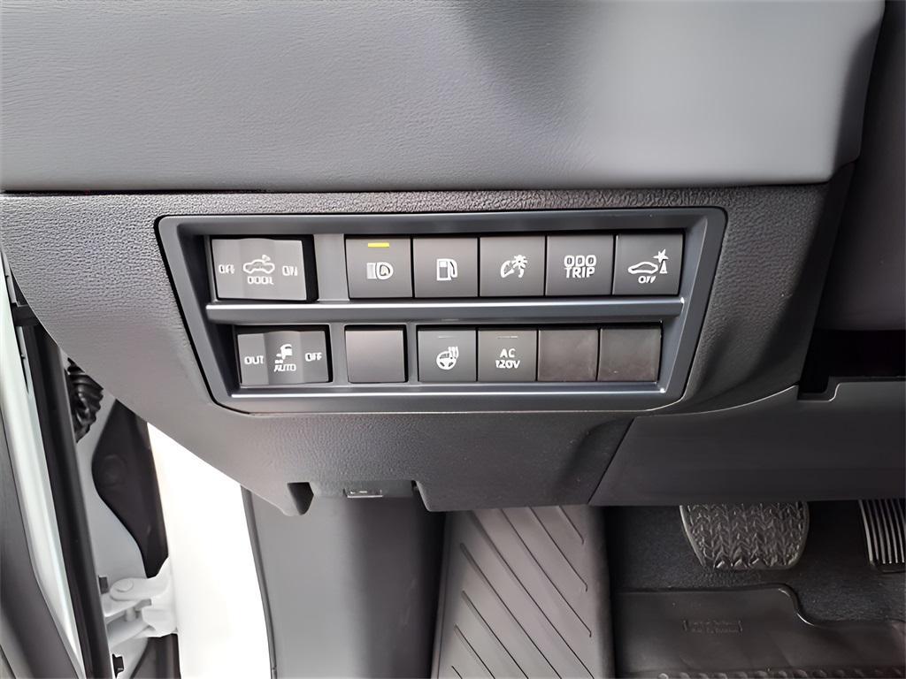 new 2025 Toyota Tundra Hybrid car, priced at $76,071