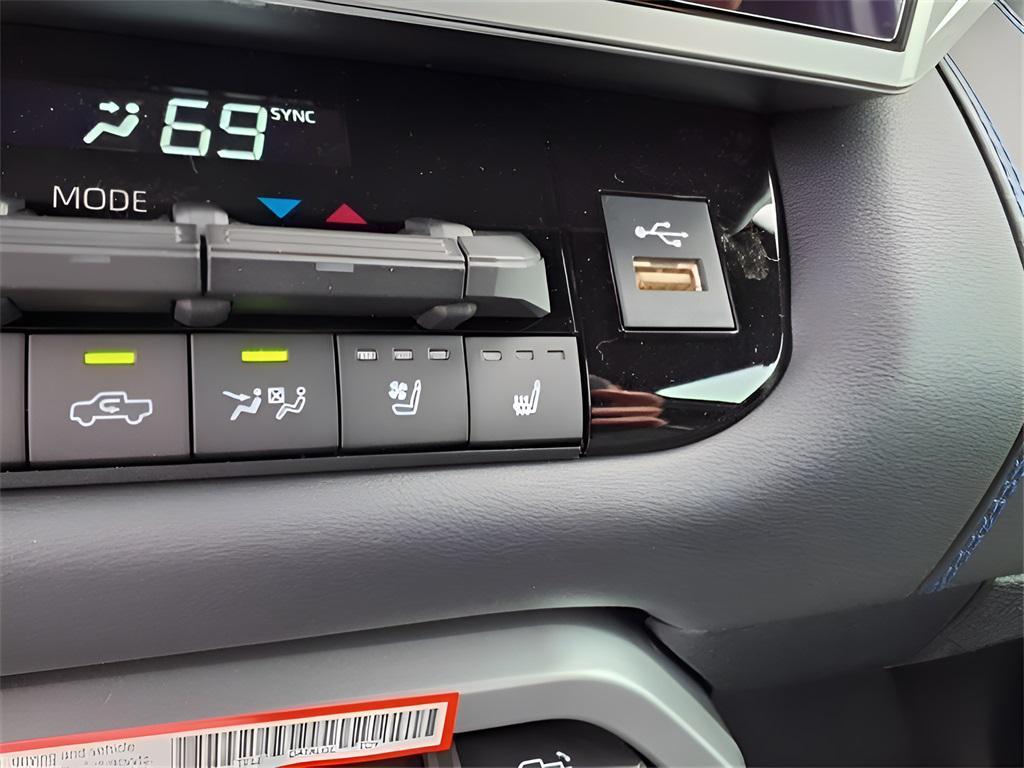 new 2025 Toyota Tundra Hybrid car, priced at $76,071