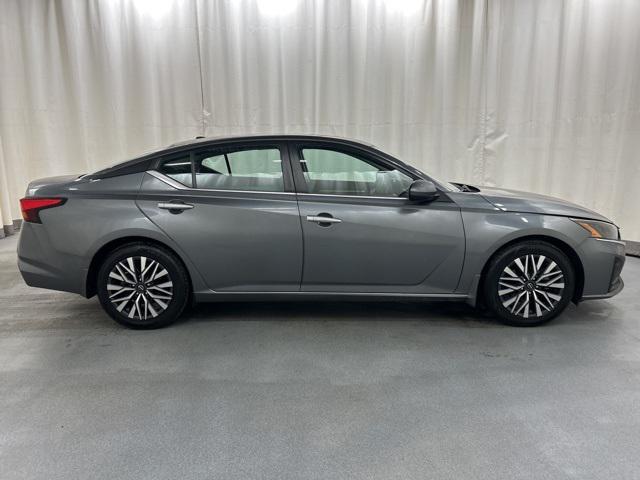 used 2023 Nissan Altima car, priced at $17,994