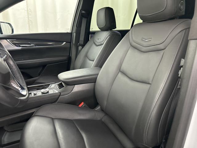 used 2024 Cadillac XT6 car, priced at $44,444