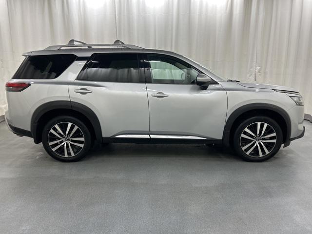 used 2024 Nissan Pathfinder car, priced at $33,333