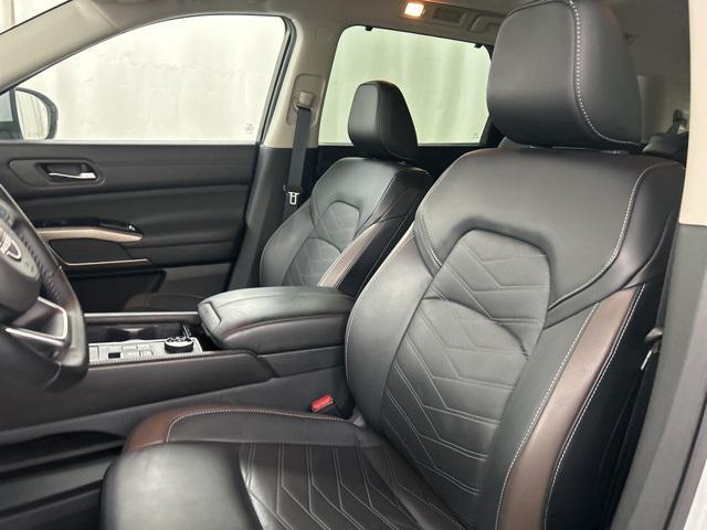used 2024 Nissan Pathfinder car, priced at $33,333