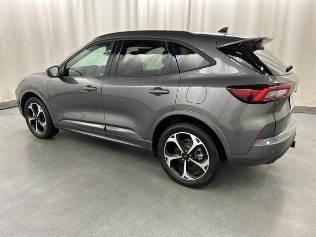 used 2023 Ford Escape car, priced at $25,555