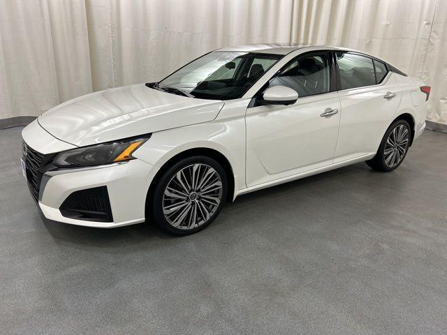 used 2023 Nissan Altima car, priced at $23,994